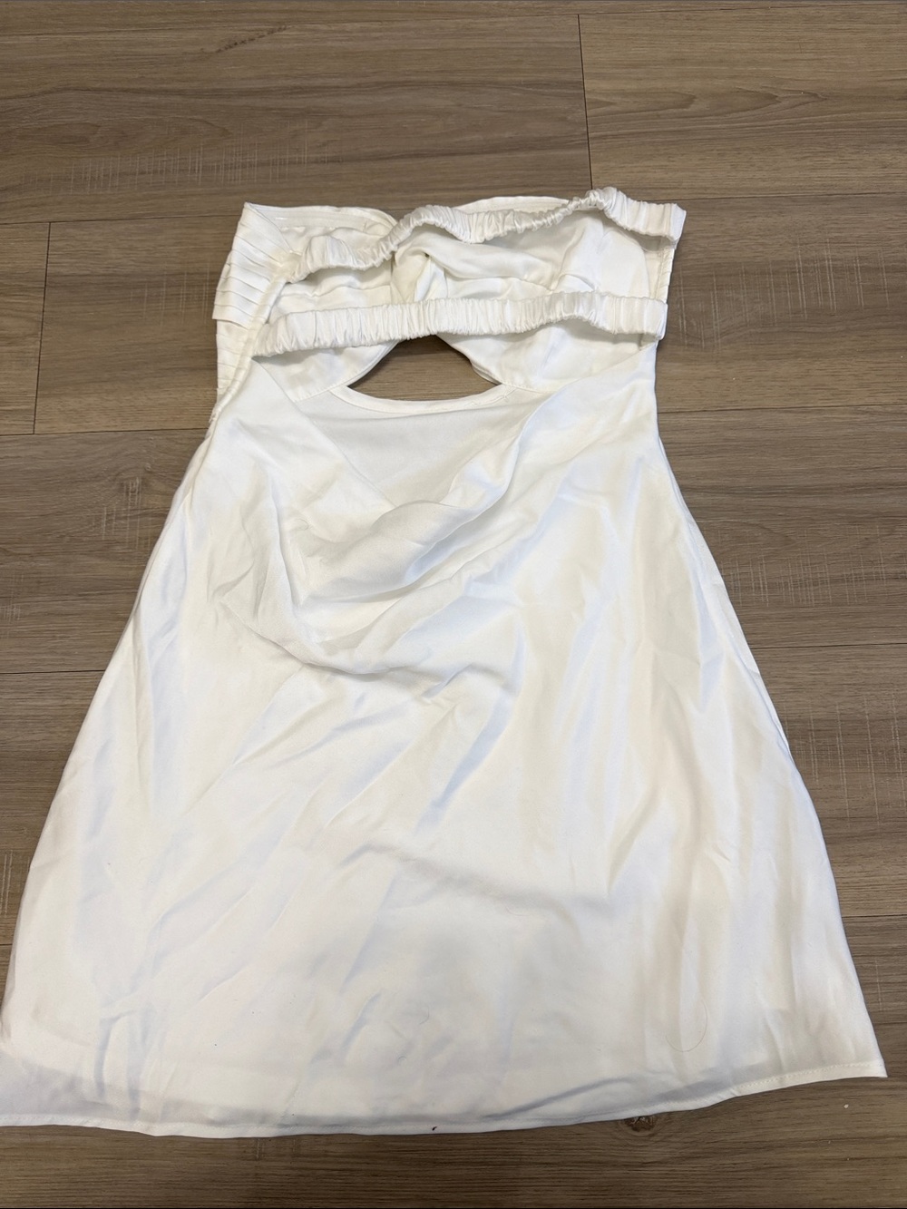 Princess Polly Strapless White Twist-Bust A-Line Dress - Picture 2 of 3
